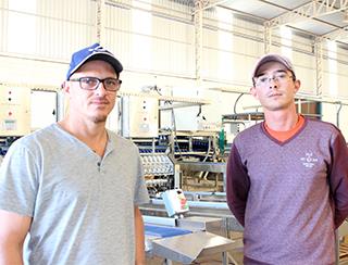 Empleados de Granbiagi participan de capacitación en la fábrica de Rinópolis
